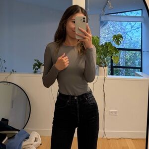 Babaton Aritzia Greg bodysuit Long Sleeve